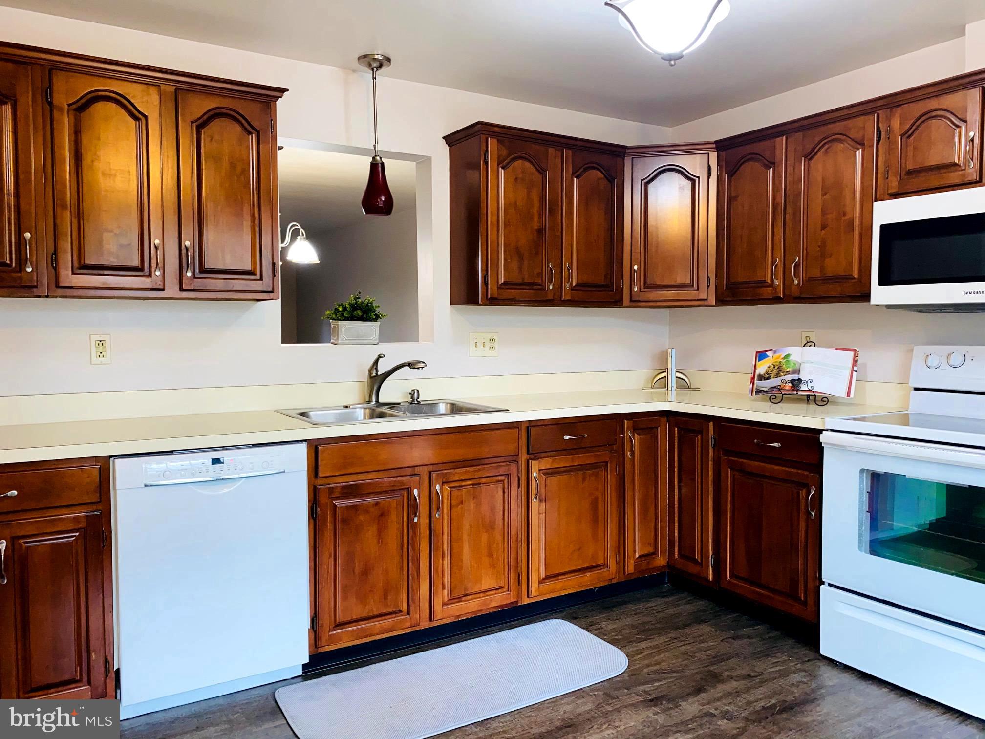 2017 Raleigh Road Hummelstown, PA 17036 - Photo 5 of 29 Ungraded cabinets and room for a breakfast table