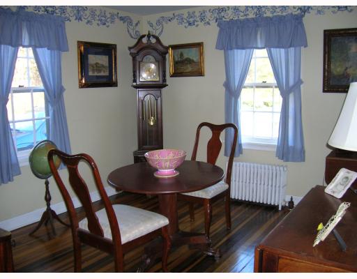 75 Meadowbrook Road East Greenwich, RI 02818 - Photo 6 of 12 Dining Room.