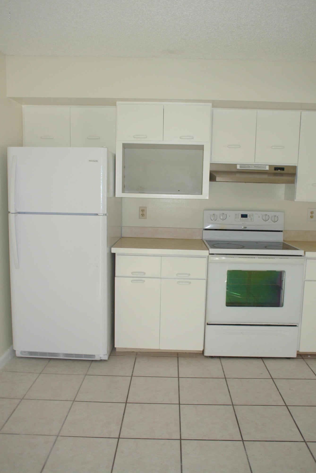1880 Murrell Road, Unit D14 Rockledge, FL 32955 - Photo 4 of 12 DSC_1498