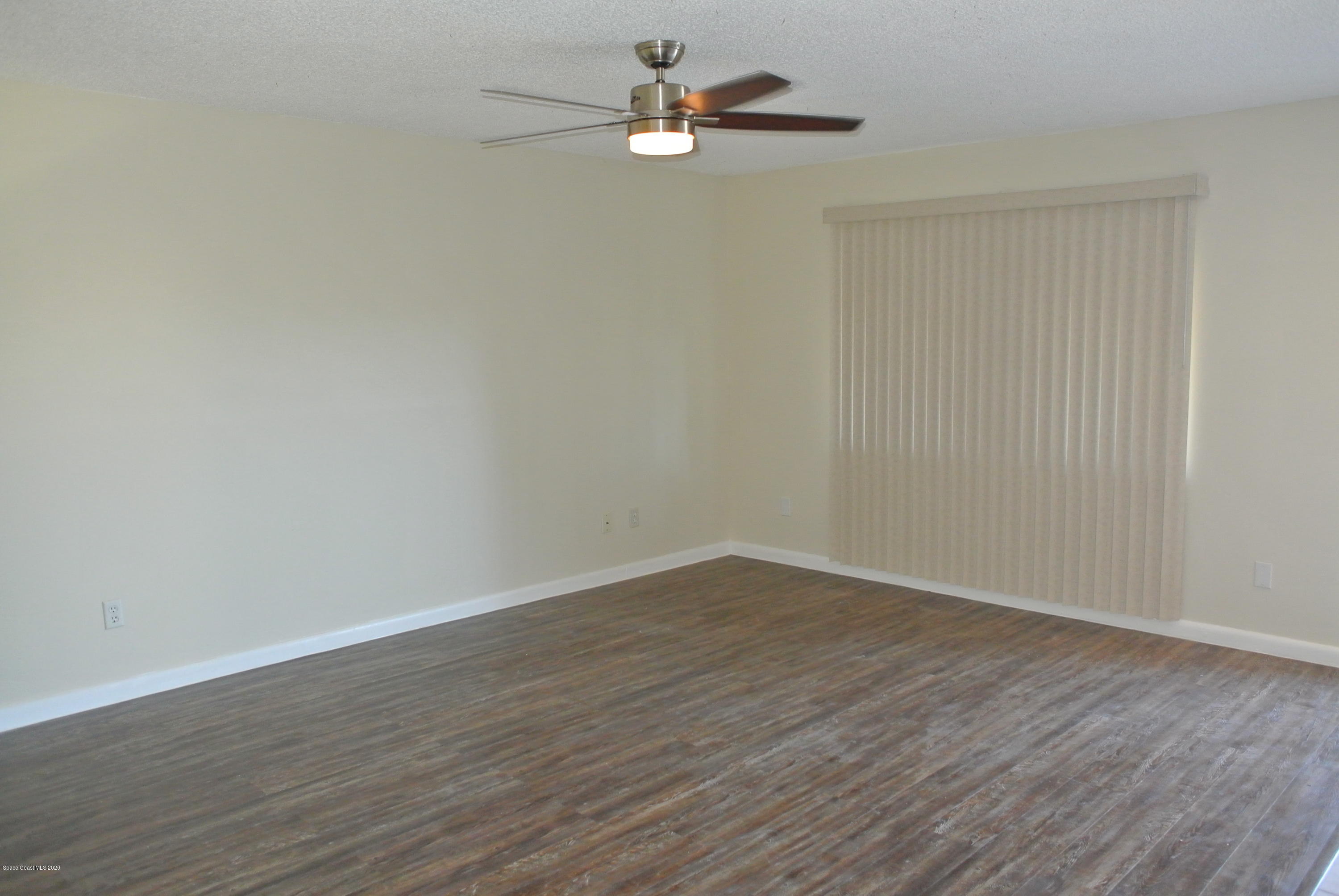 1880 Murrell Road, Unit D14 Rockledge, FL 32955 - Photo 5 of 12 DSC_1501