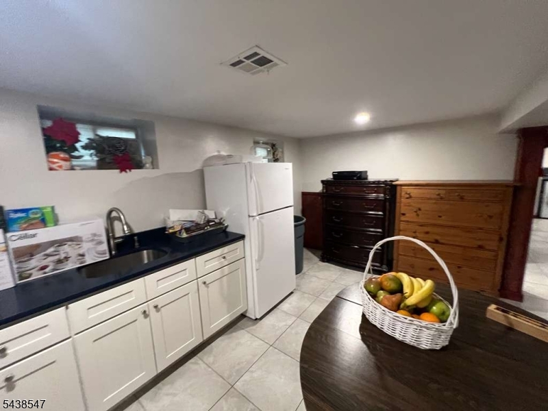 736 Pennington Street Elizabeth, NJ 07202 - Photo 23 of 31