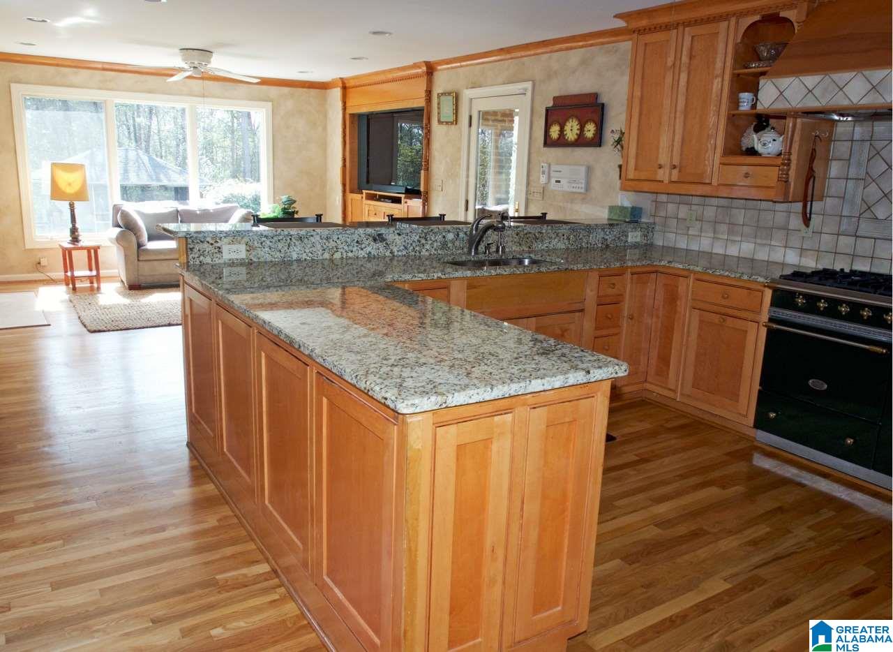 90 Miller Circle Pelham, AL 35124 - Photo 9 of 50