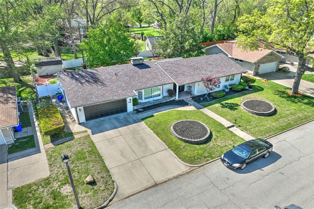 5 Eastmoreland Place Decatur, IL 62521 - Photo 3 of 32