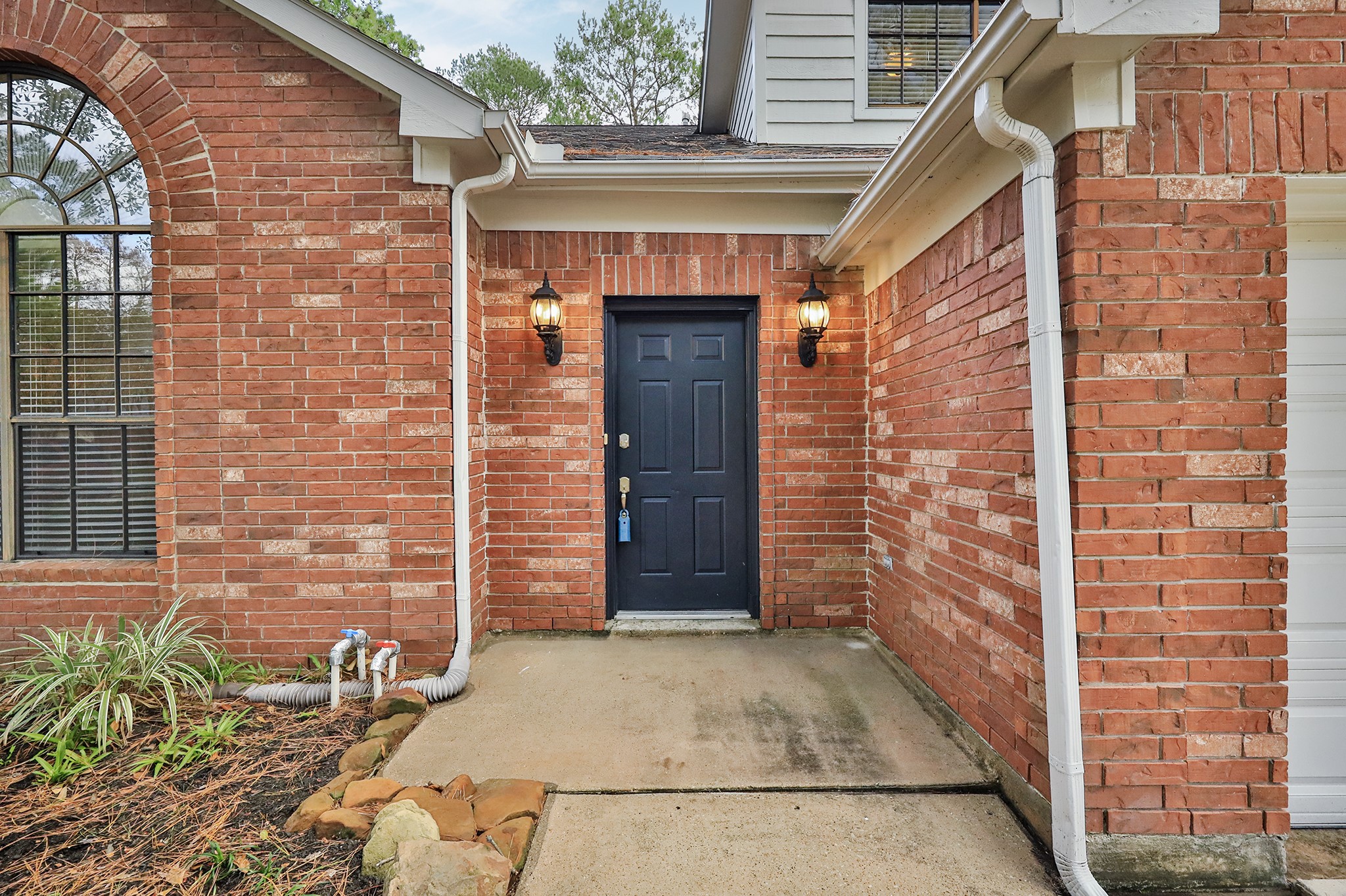86 West Stony Bridge Circle The Woodlands, TX 77381 - Photo 4 of 47