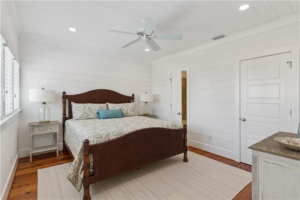 4316 5th Street St. Simons Island, GA 31522 - Photo 32 of 58 Upstairs bedroom