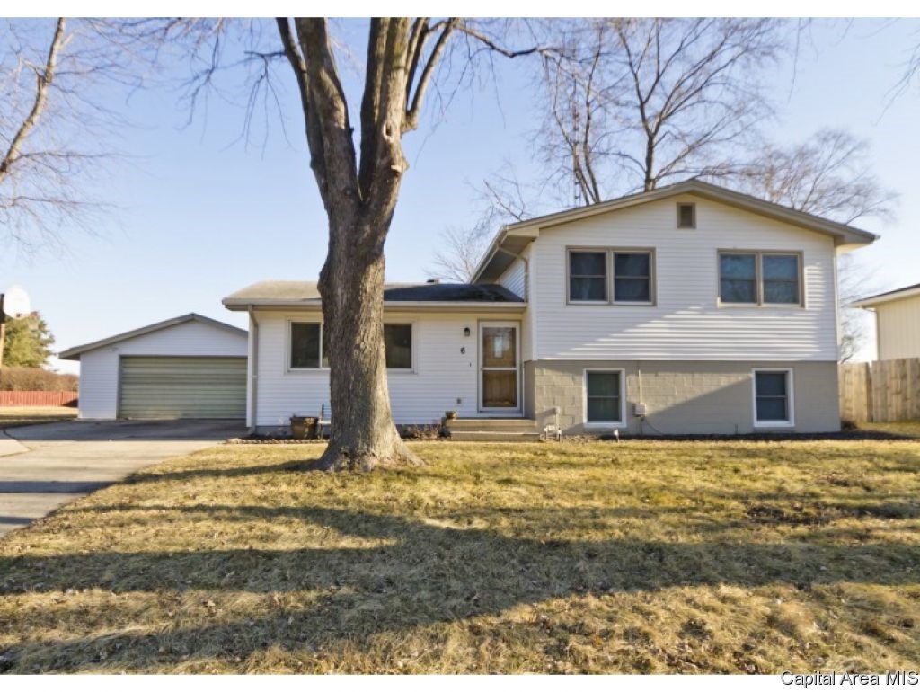 6 Providence Lane Springfield, IL 62711 - Photo 1 of 21