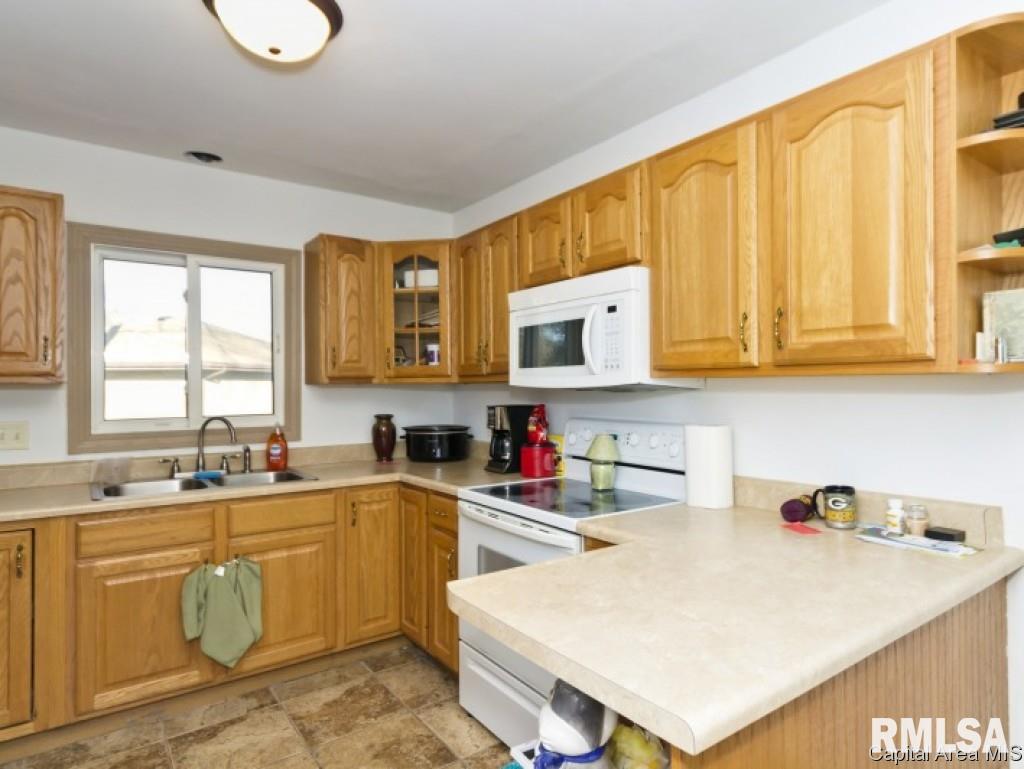 6 Providence Lane Springfield, IL 62711 - Photo 7 of 21