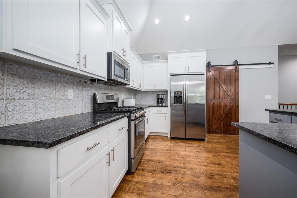 12809 Hubbard Road Kansas City, KS 66109 - Photo 22 of 26 Gallery Image 22