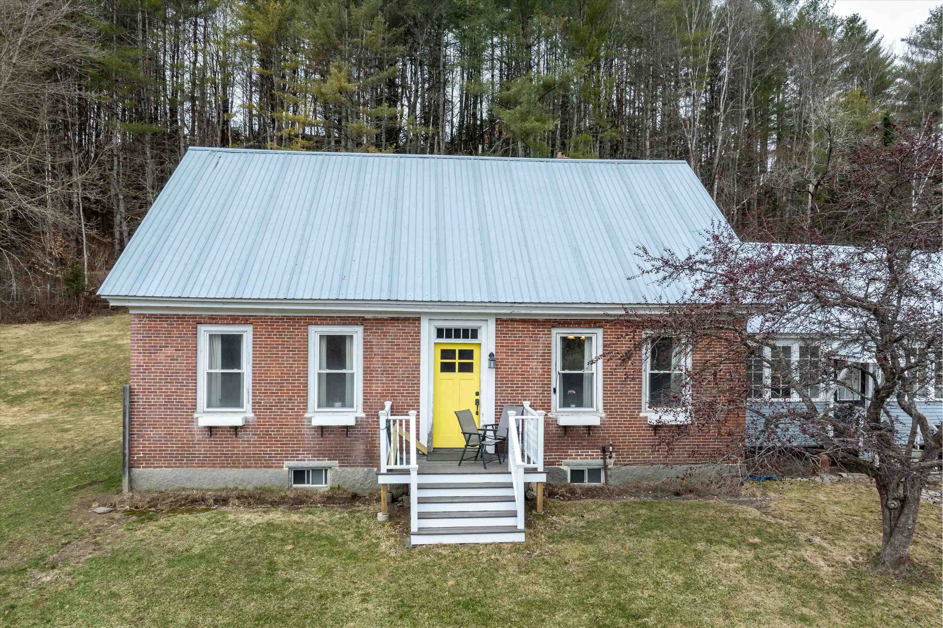 6276 Highway 2 Marshfield, VT 05667 - Photo 3 of 55