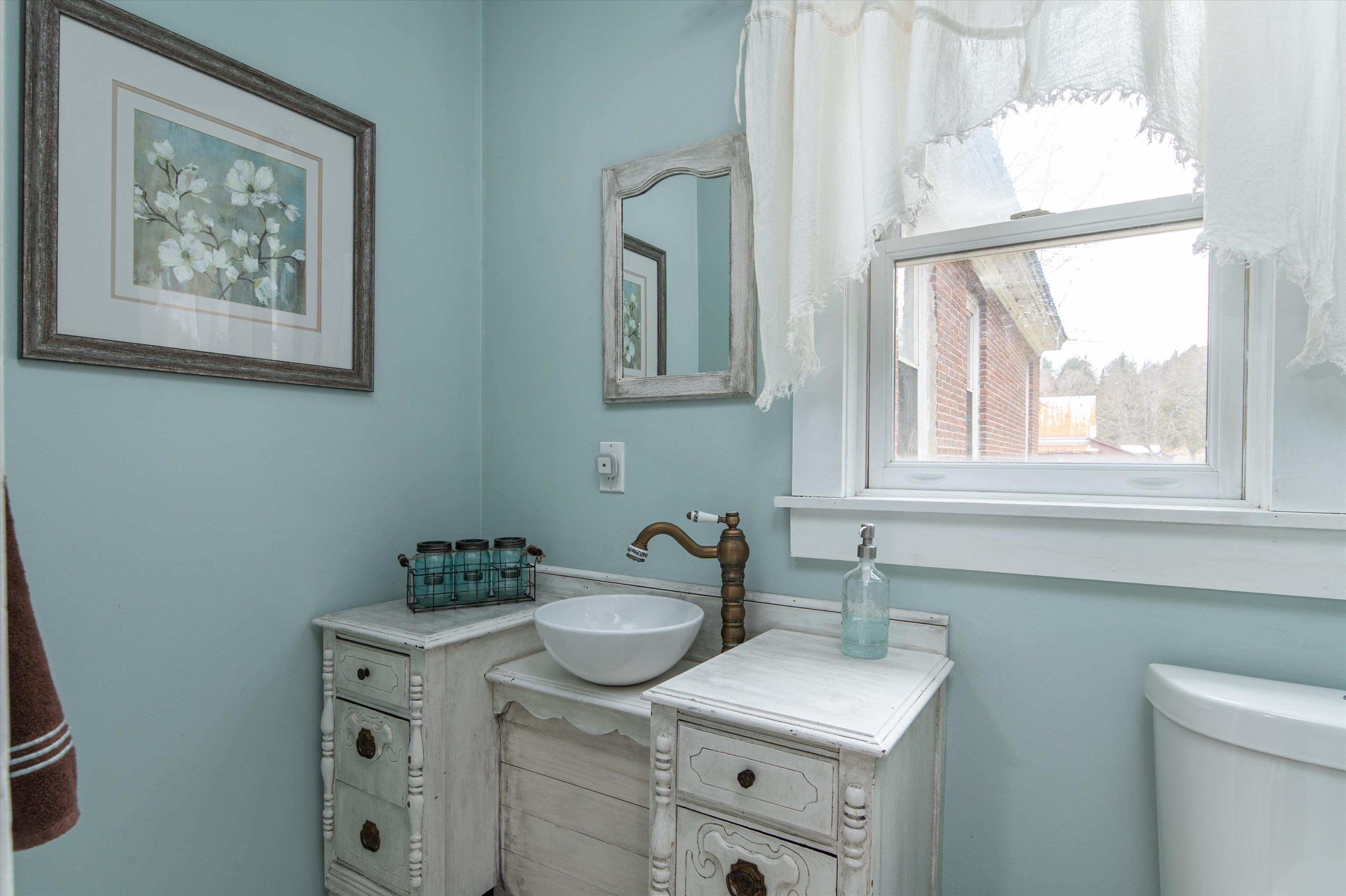 6276 Highway 2 Marshfield, VT 05667 - Photo 31 of 55