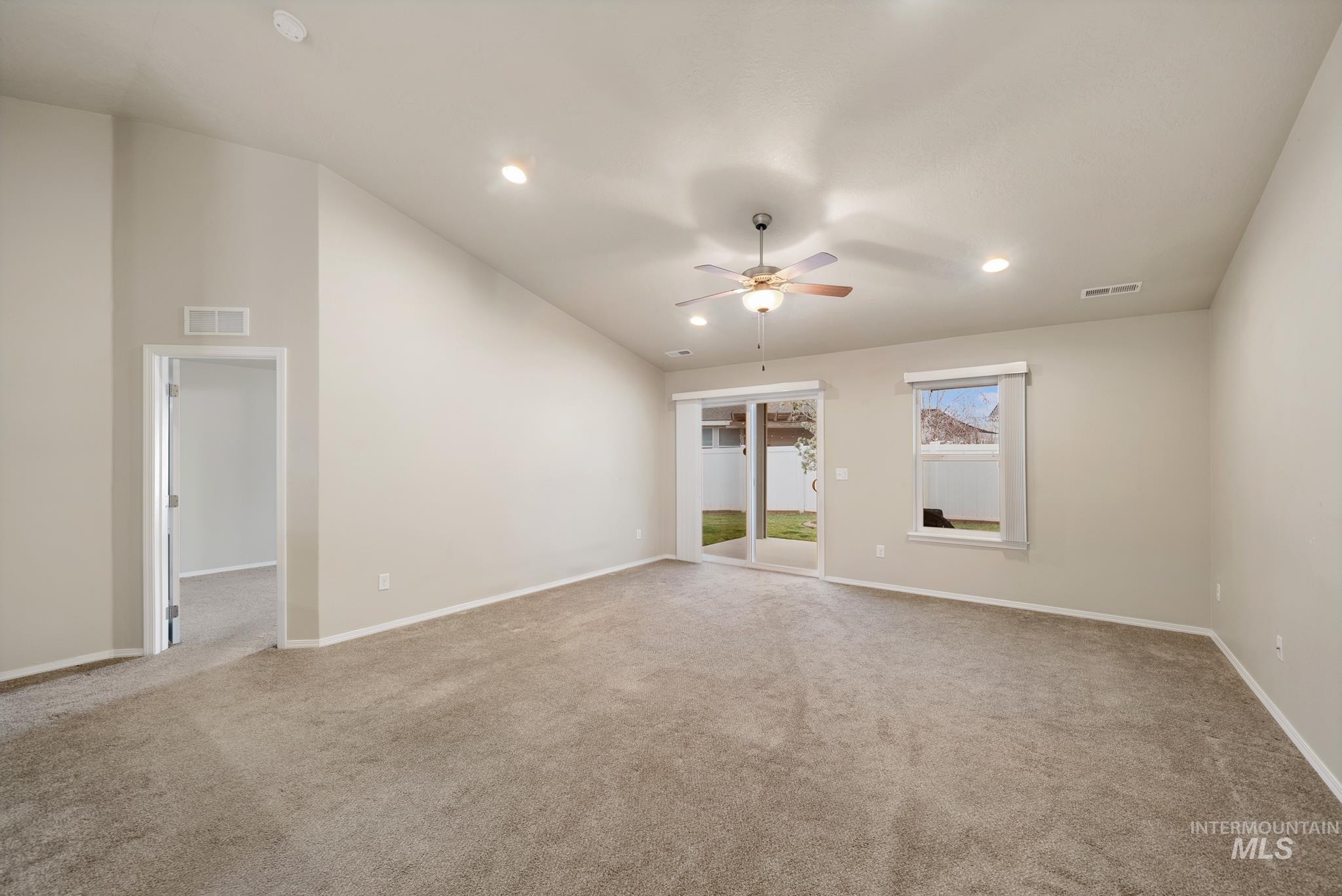 19081 Harley Way Caldwell, ID 83605 - Photo 12 of 35