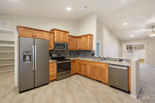 $384,999 | 19081 Harley Way, Caldwell, ID 83605