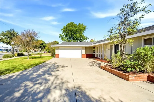 $1,165,000 | 1458 North Mountain Avenue, Claremont, CA 91711