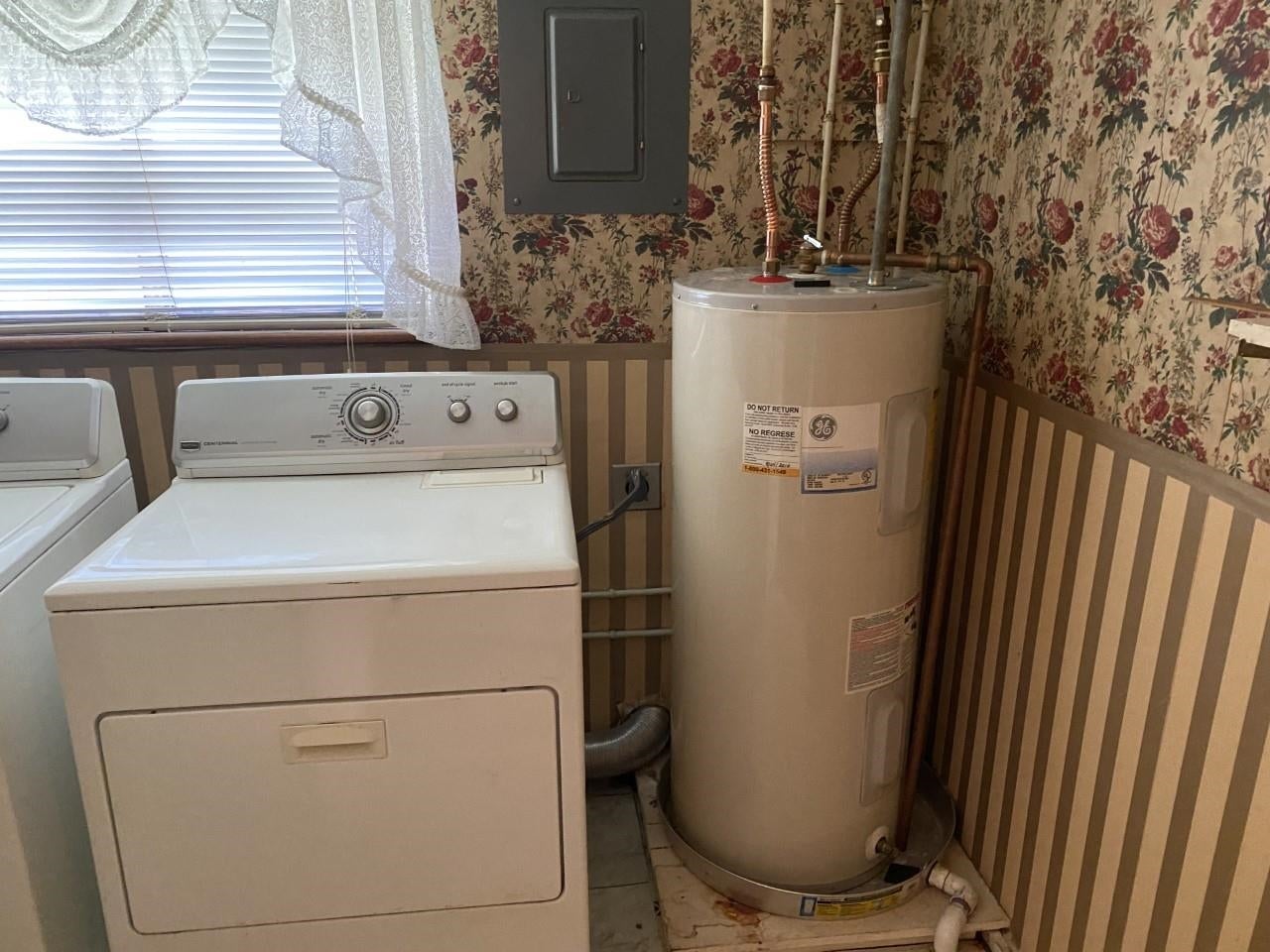 413 Rotary Road Huntington, WV 25705 - Photo 9 of 14 Gallery Image 9