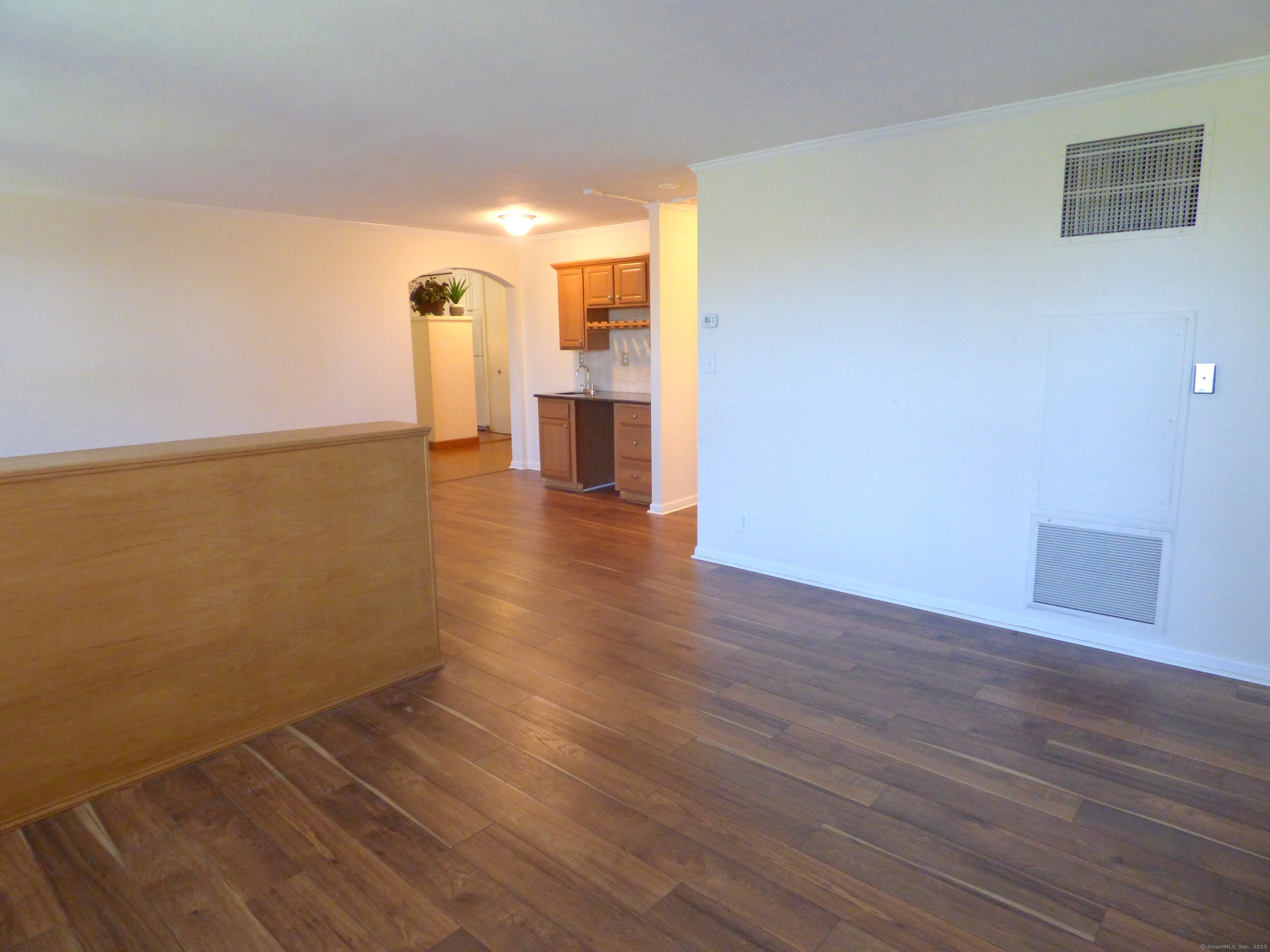 1 Gold Street, Unit 4BC Hartford, CT 06103 - Photo 23 of 35