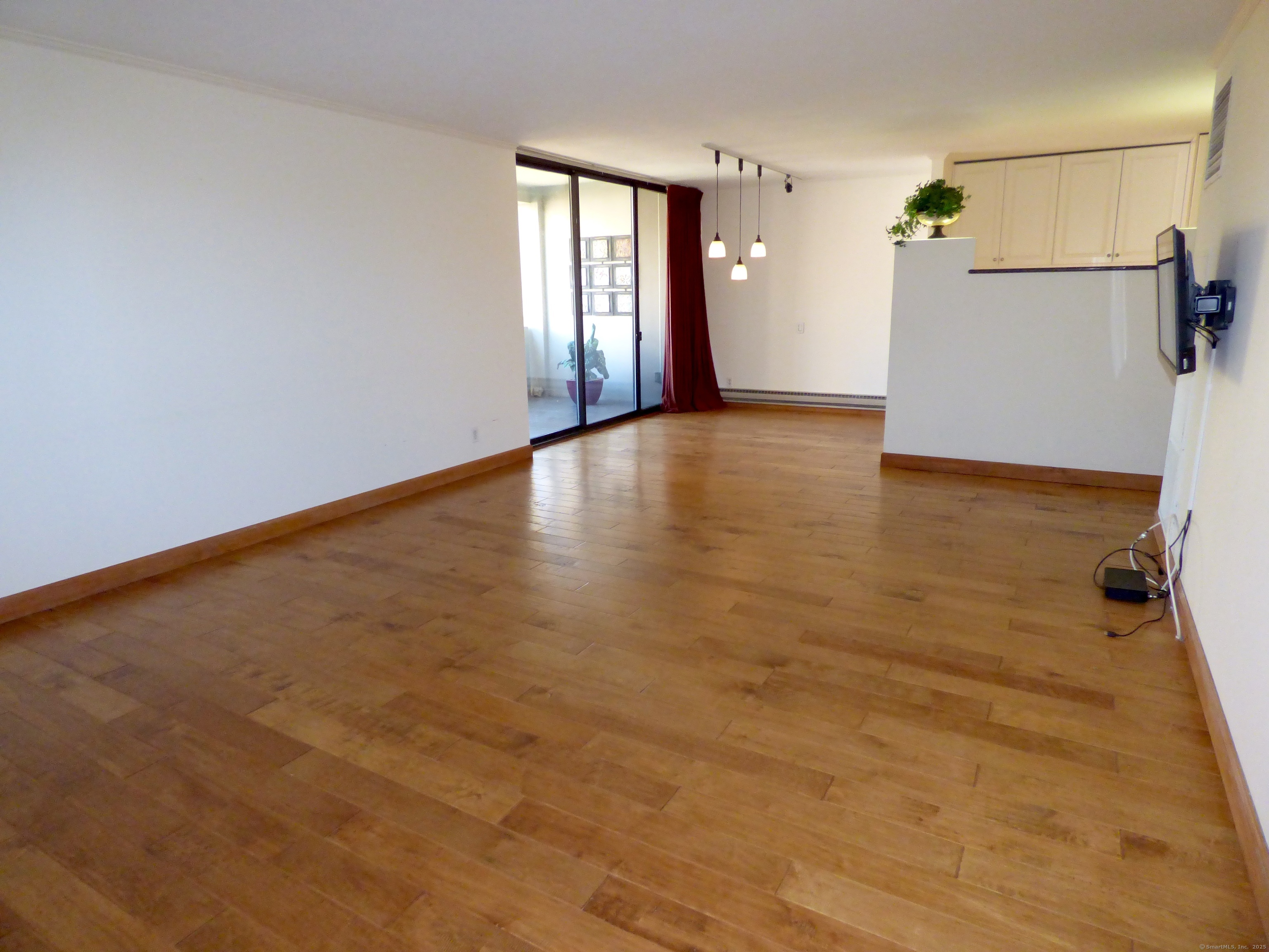 1 Gold Street, Unit 4BC Hartford, CT 06103 - Photo 6 of 35