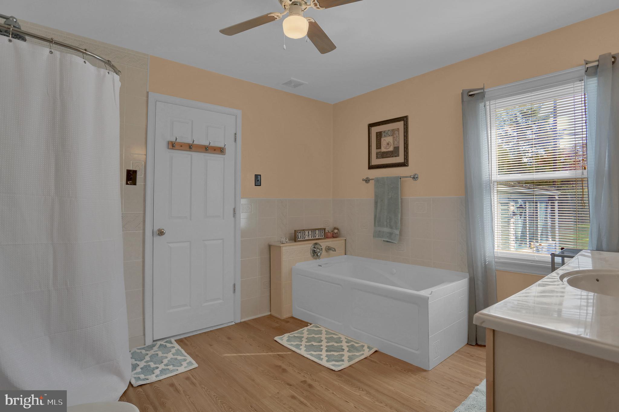 48 West Hoke Street Spring Grove, PA 17362 - Photo 24 of 45