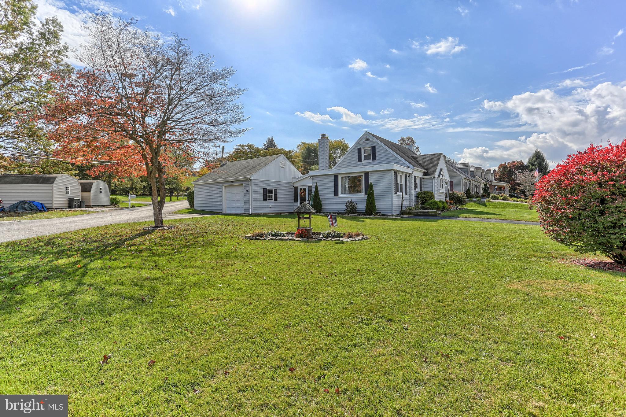 48 West Hoke Street Spring Grove, PA 17362 - Photo 5 of 45