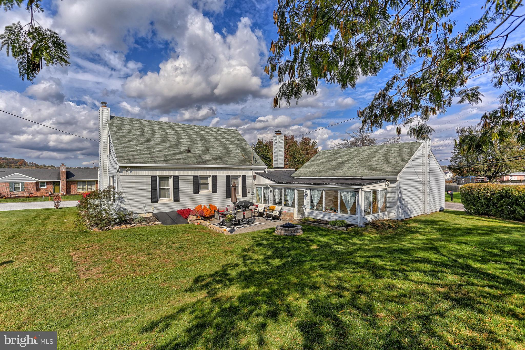 48 West Hoke Street Spring Grove, PA 17362 - Photo 41 of 45
