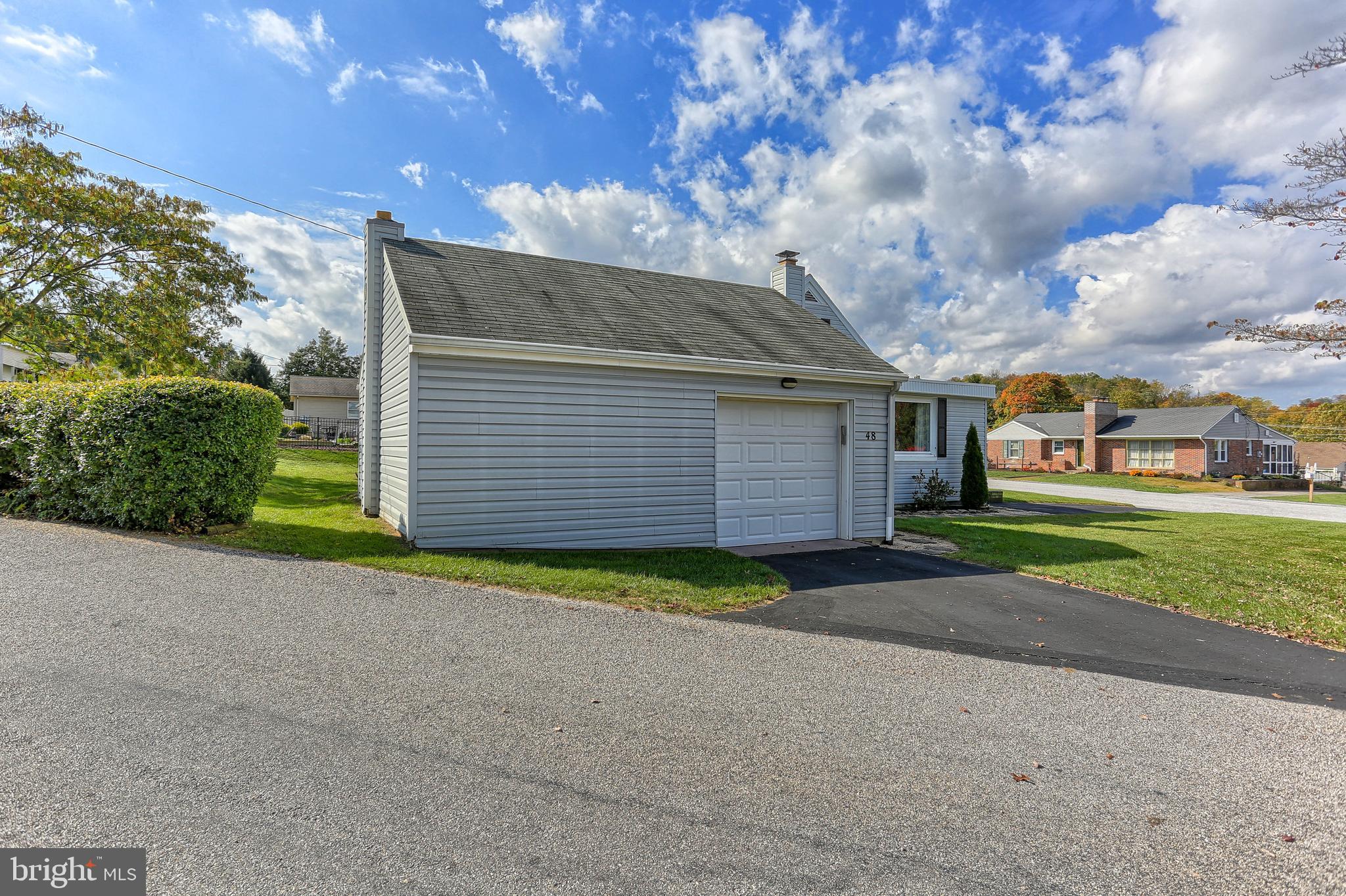 48 West Hoke Street Spring Grove, PA 17362 - Photo 43 of 45