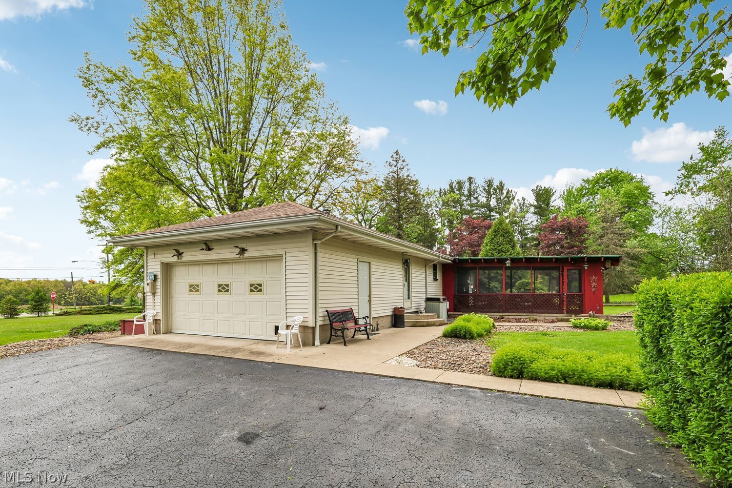 2726 Stillwagon Road Warren, OH 44484 - Photo 2 of 48