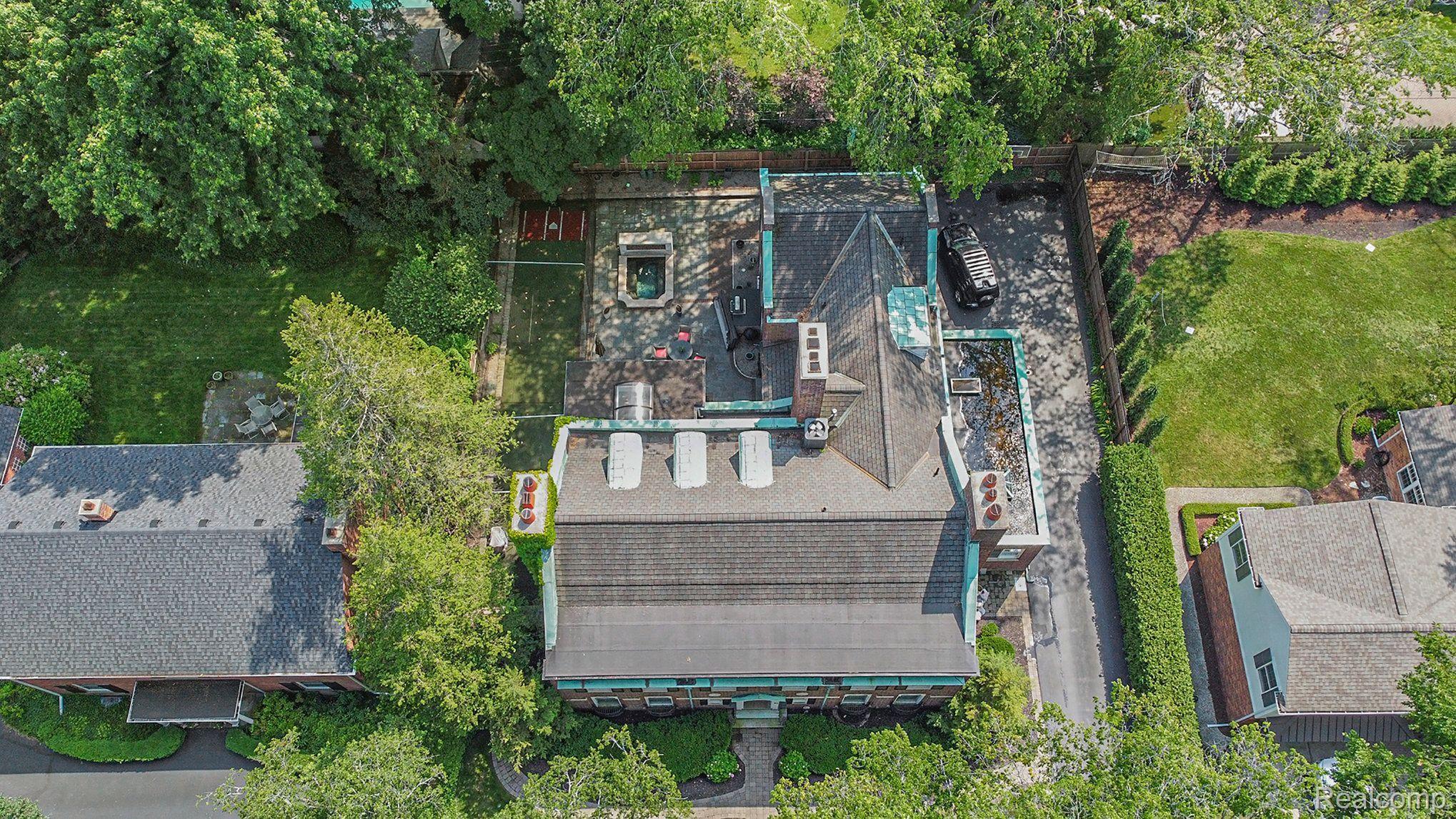 97 Touraine Road Grosse Pointe, MI 48236 - Photo 39 of 45