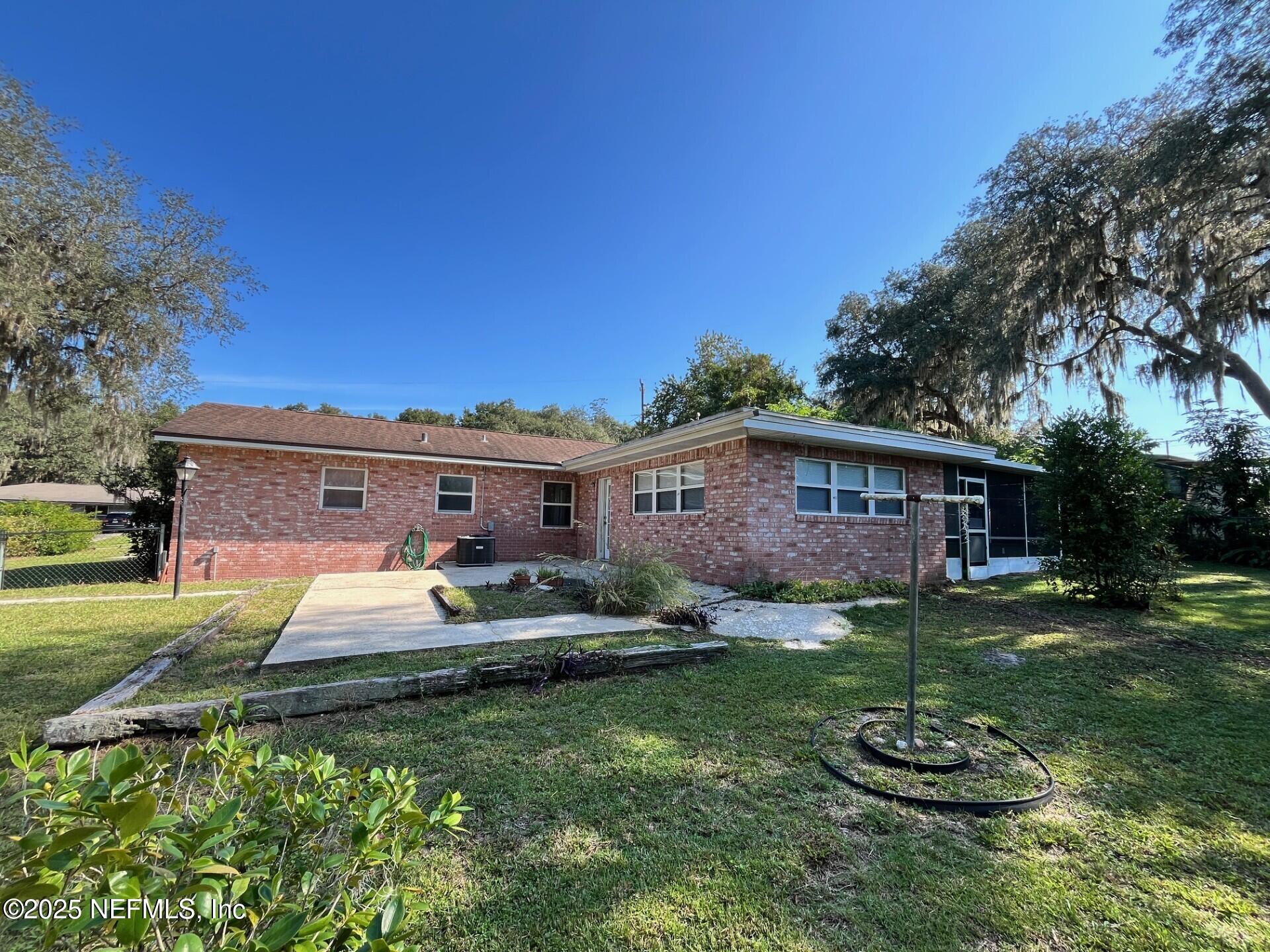 107 Weerts Road San Mateo, FL 32187 - Photo 25 of 33 Weerts Rear View