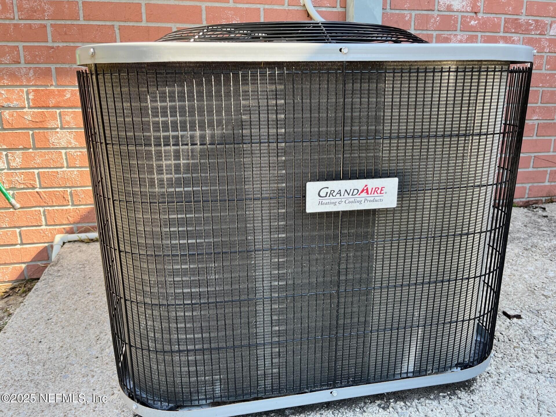 107 Weerts Road San Mateo, FL 32187 - Photo 32 of 33 Weerts HVAC