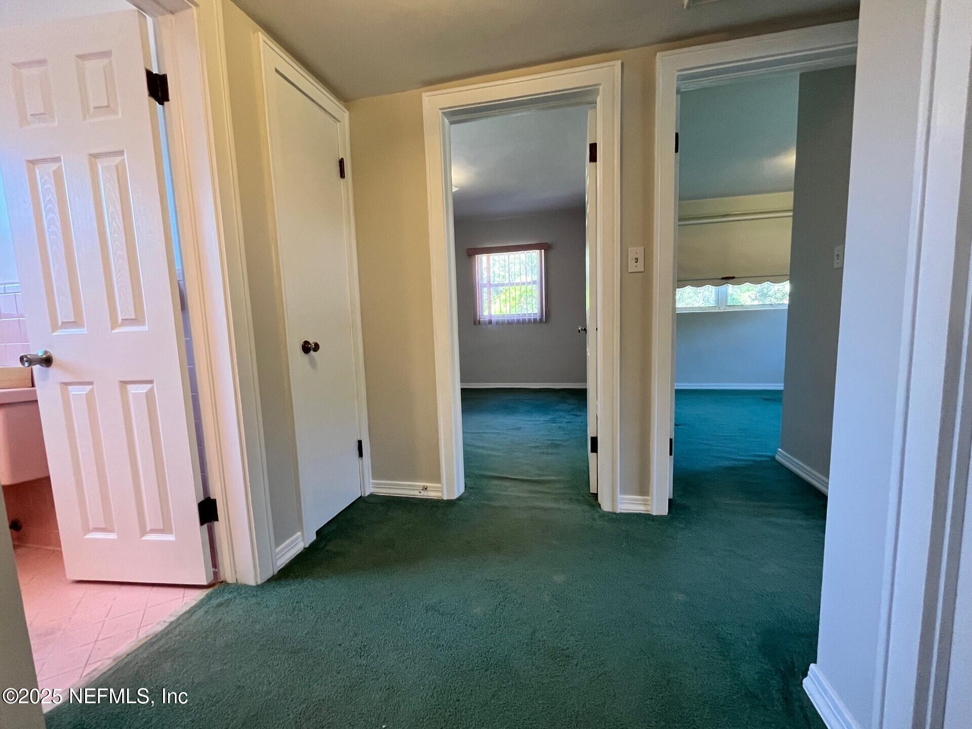 107 Weerts Road San Mateo, FL 32187 - Photo 10 of 33 Weerts Hallway