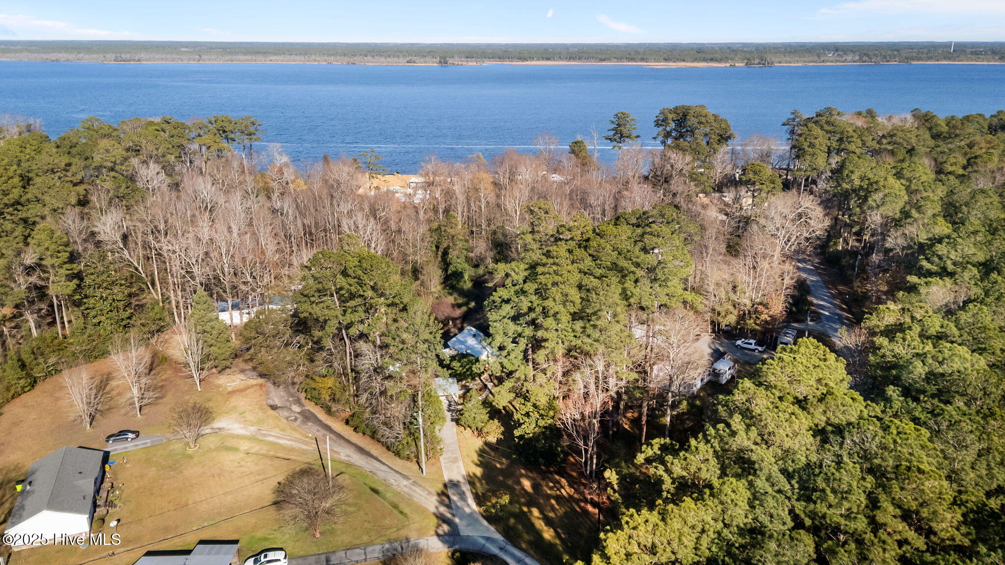 104 Pattswood Road New Bern, NC 28560 - Photo 41 of 44 41-web-or-mls-DJI_20251209133253_0014_D