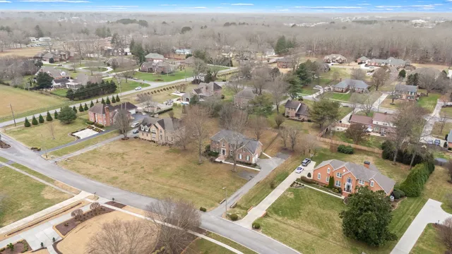 $580,000 | 105 Kings Place, Tullahoma, TN 37388