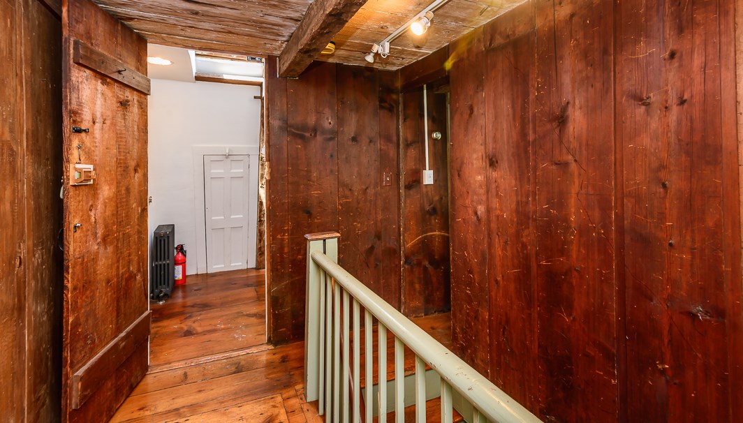 3895 Main Road Tiverton, RI 02878 - Photo 14 of 34