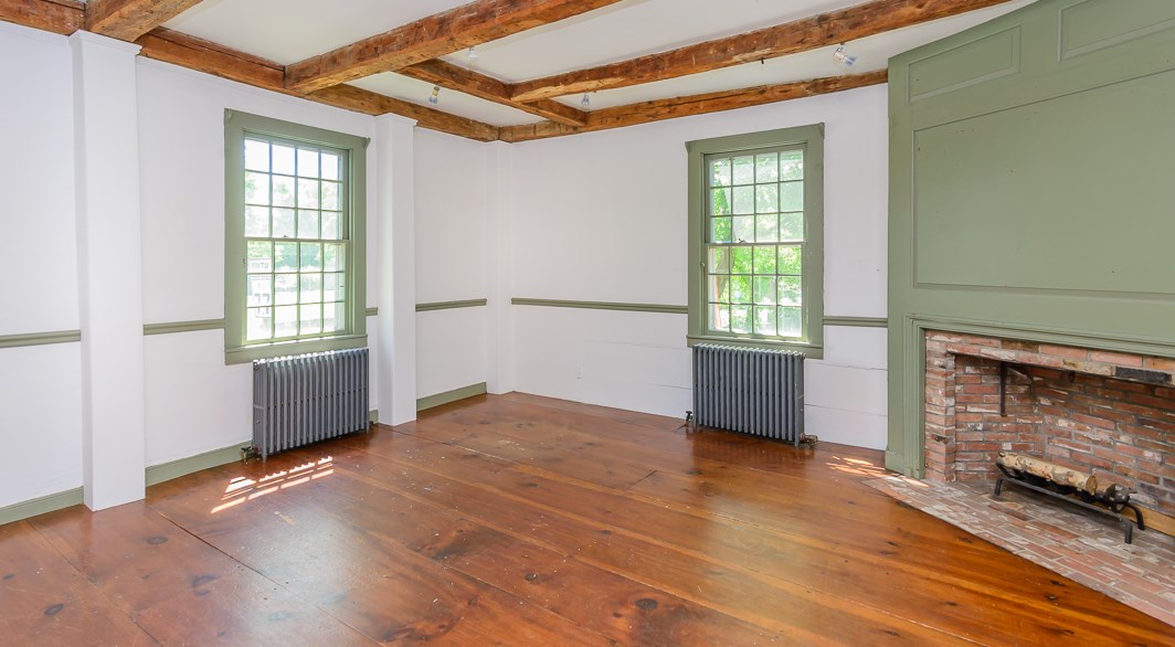 3895 Main Road Tiverton, RI 02878 - Photo 17 of 34