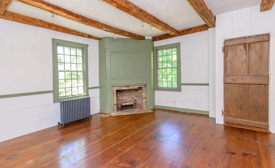 3895 Main Road Tiverton, RI 02878 - Photo 18 of 34