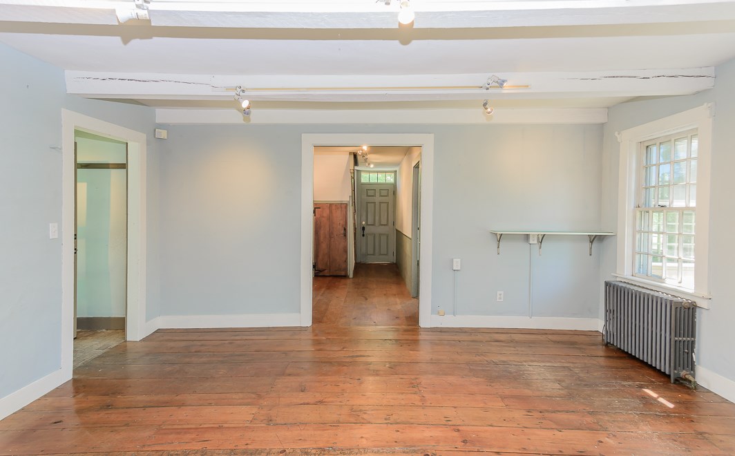 3895 Main Road Tiverton, RI 02878 - Photo 32 of 34