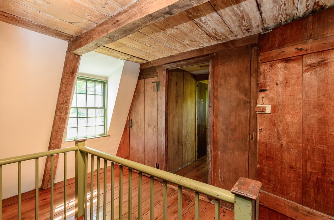 3895 Main Road Tiverton, RI 02878 - Photo 10 of 34