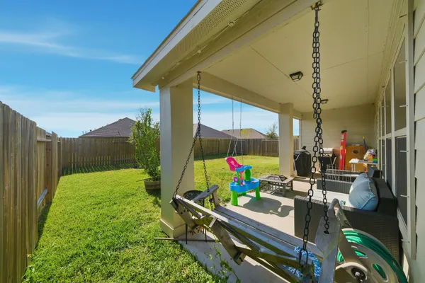 $299,999 | 5322 New Iberia Lane, Dickinson, TX 77539