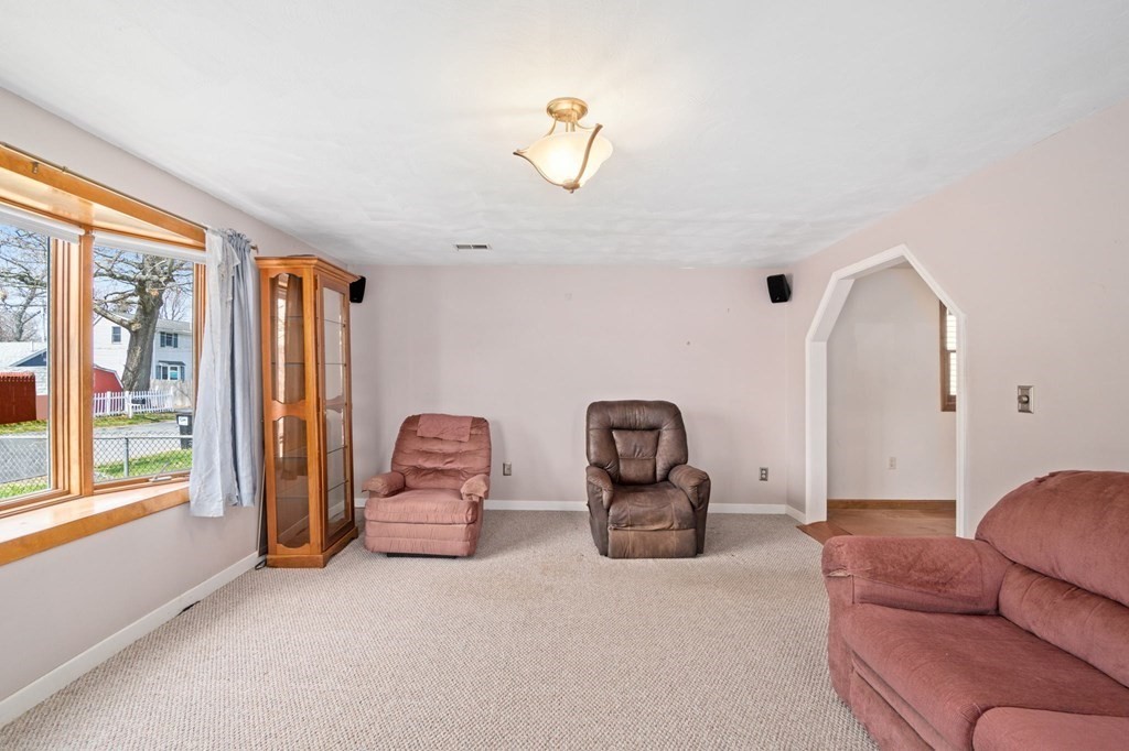 40 Sunset Road Norton, MA 02766 - Photo 12 of 38