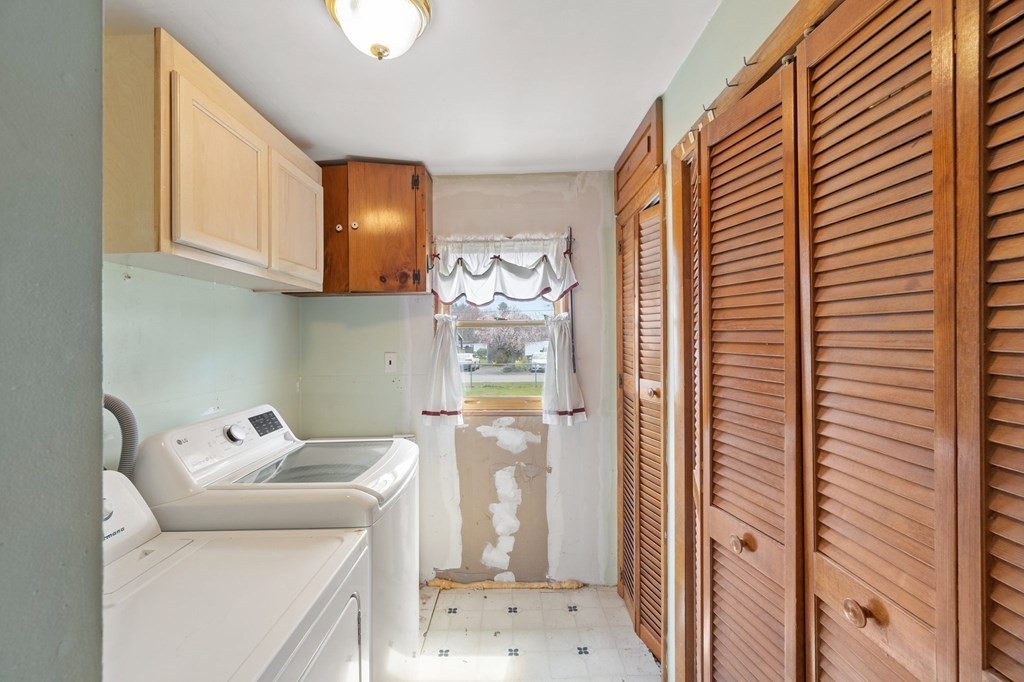 40 Sunset Road Norton, MA 02766 - Photo 14 of 38