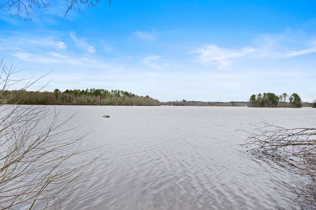 40 Sunset Road Norton, MA 02766 - Photo 2 of 38