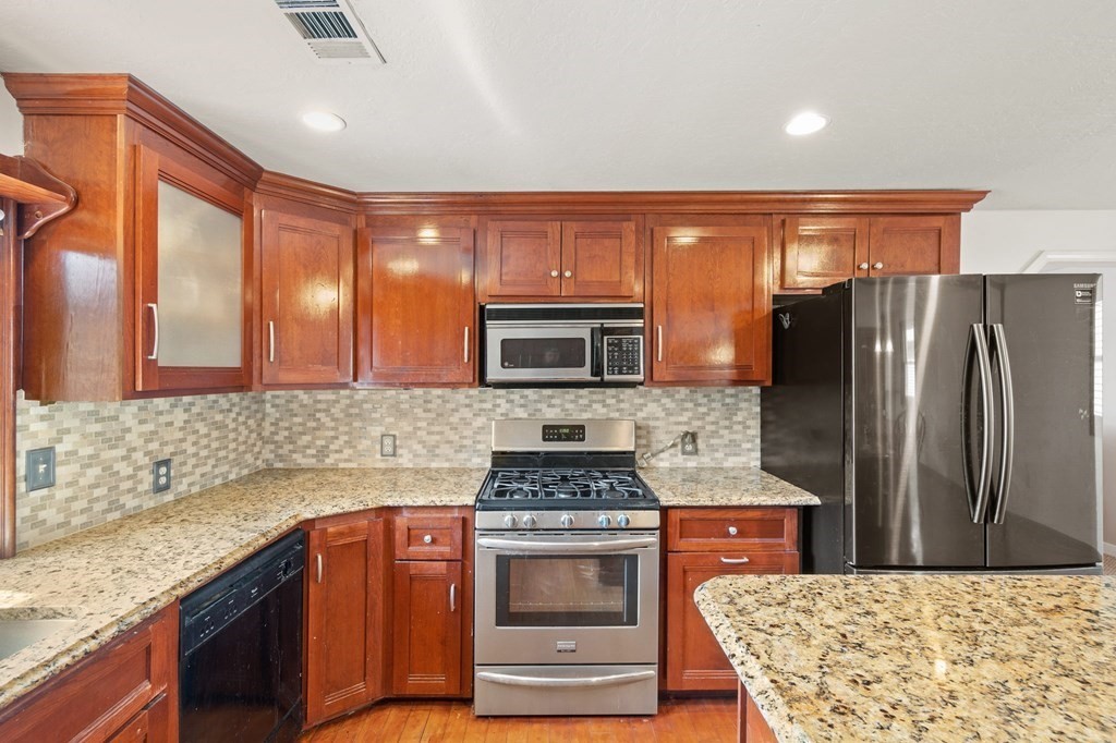 40 Sunset Road Norton, MA 02766 - Photo 6 of 38