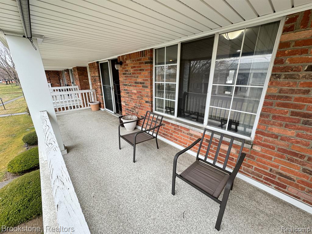 29464 Hoover Road, Unit 464 Warren, MI 48093 - Photo 15 of 23