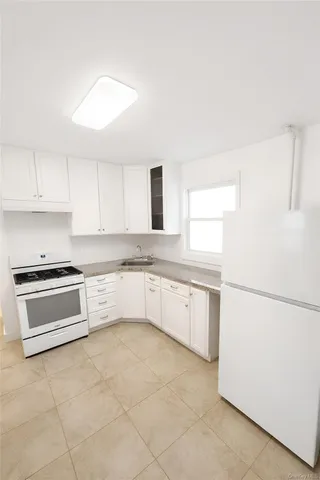 $3,500 | Undisclosed Address | West Brighton