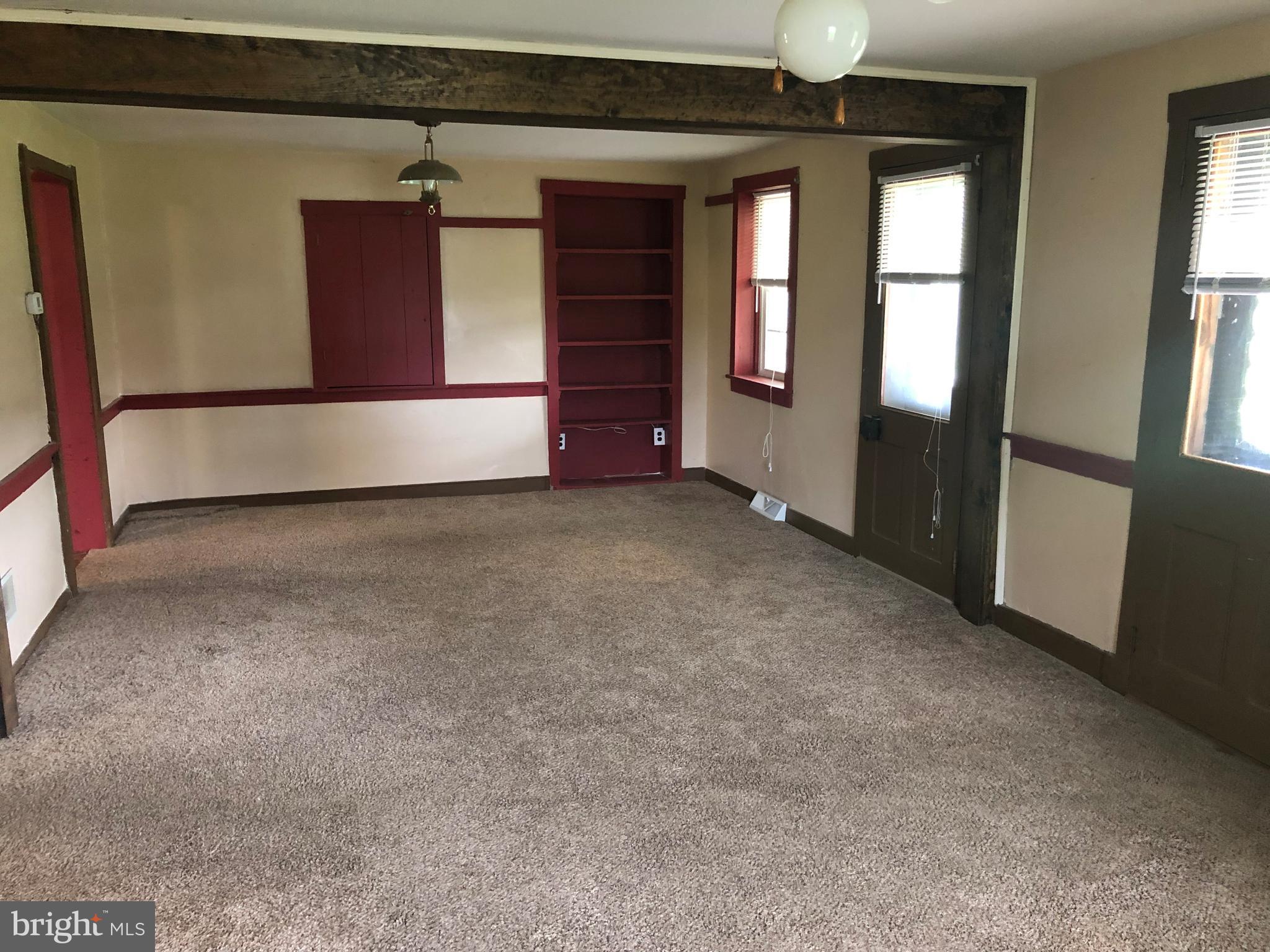 11 Binder Road Stevens, PA 17578 - Photo 12 of 20 Living room