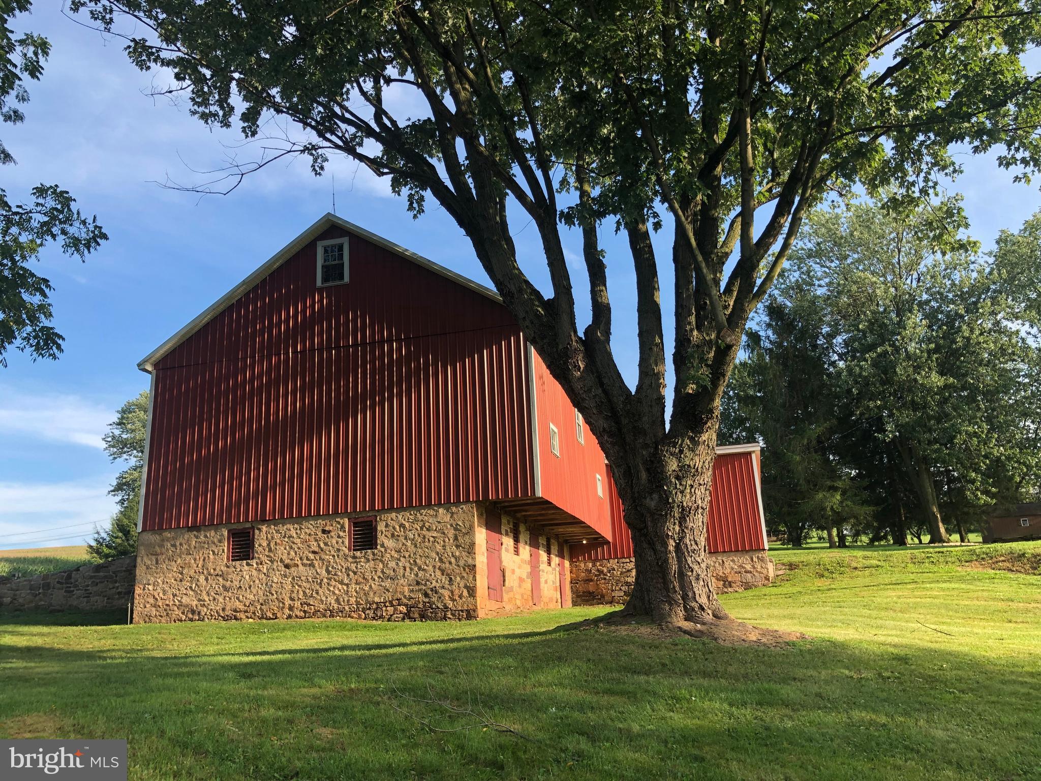 11 Binder Road Stevens, PA 17578 - Photo 5 of 20 Barn