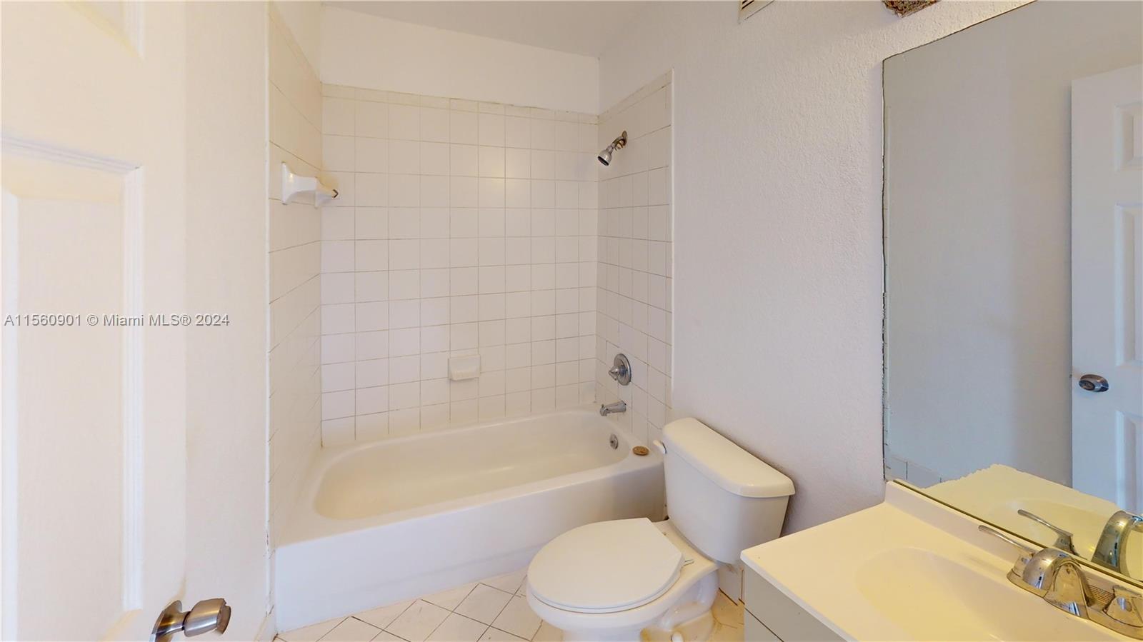 2911 Southeast 13th Road, Unit 20640 Homestead, FL 33035 - Photo 13 of 25 Gallery Image 13