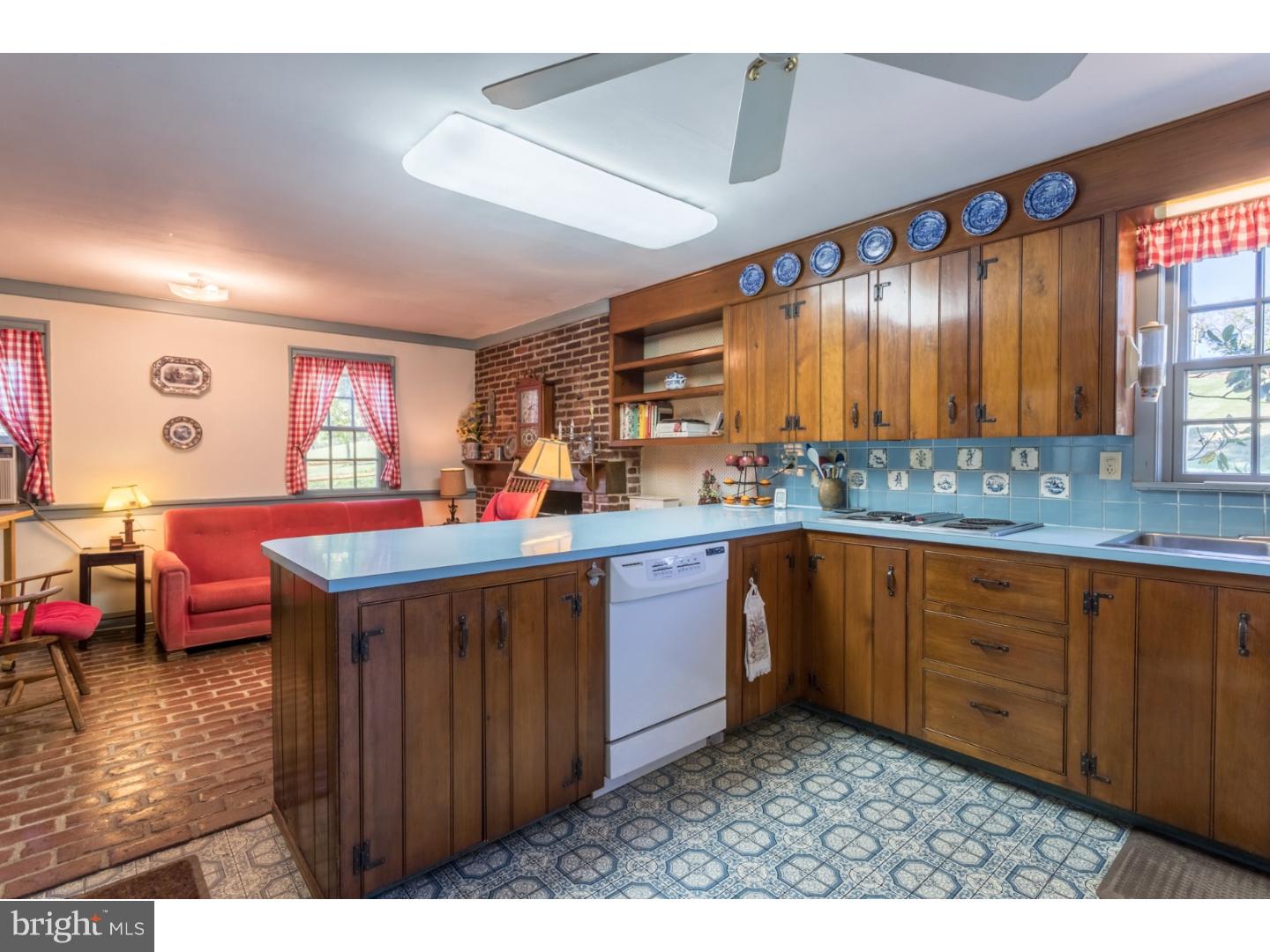 321 James Mill Road Elverson, PA 19520 - Photo 11 of 25 Gallery Image 11