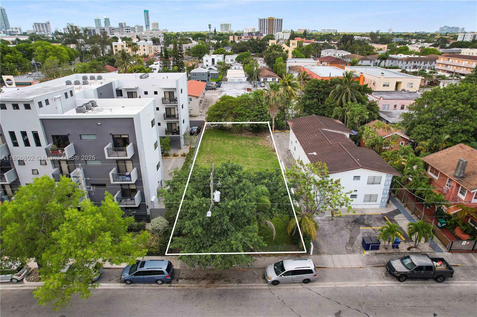 850 Southwest 2nd Street Miami, FL 33130 - Photo 2 of 11 a picture of city view