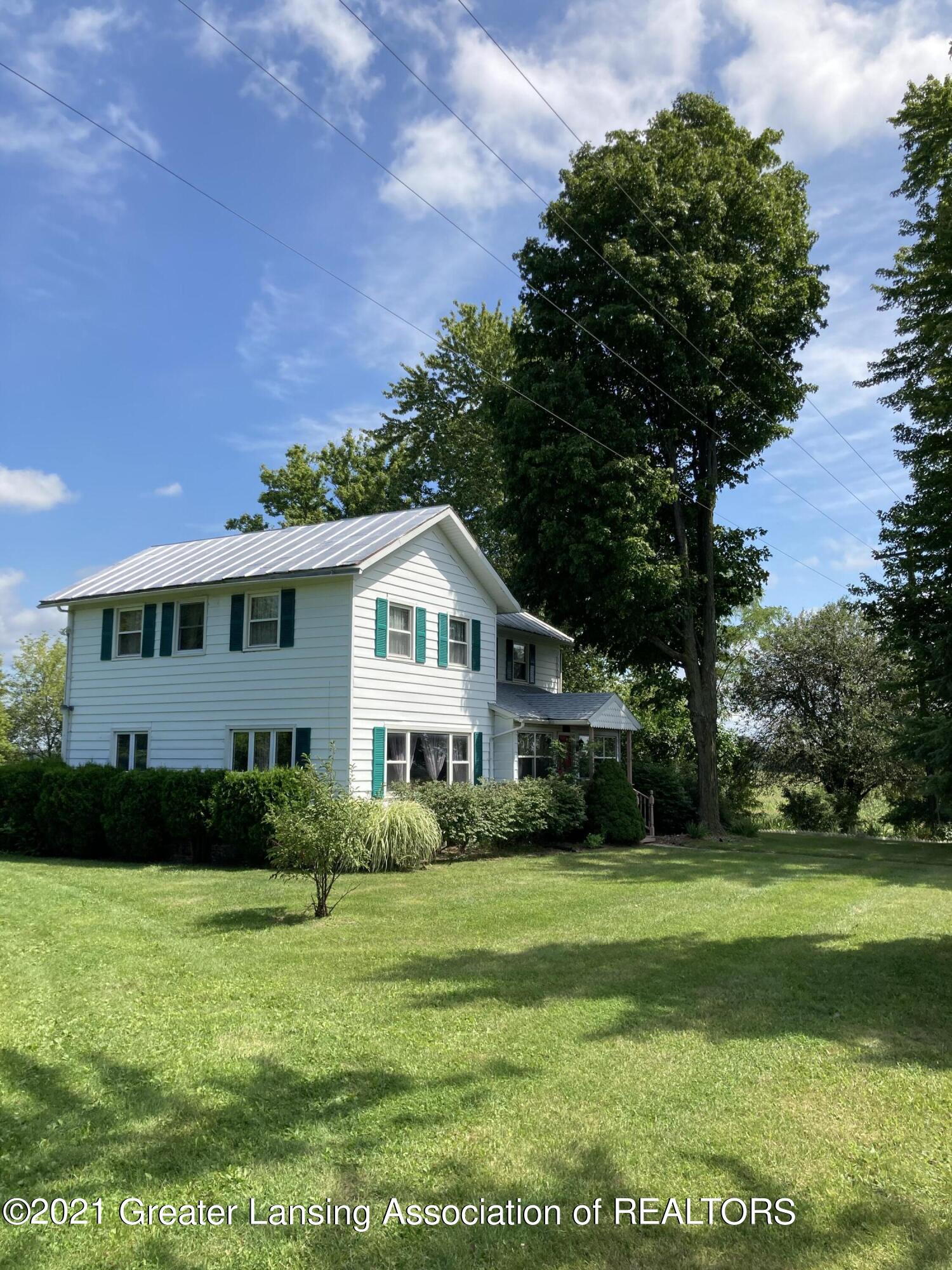 3166 West Barnes Road Mason, MI 48854 - Photo 2 of 17 IMG_7014