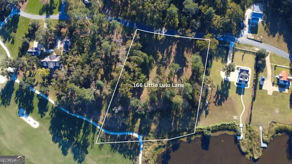 a view of a small yard